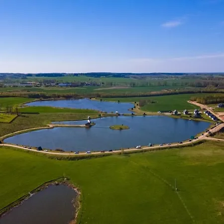 Nad Lowiskiem Holiday home *